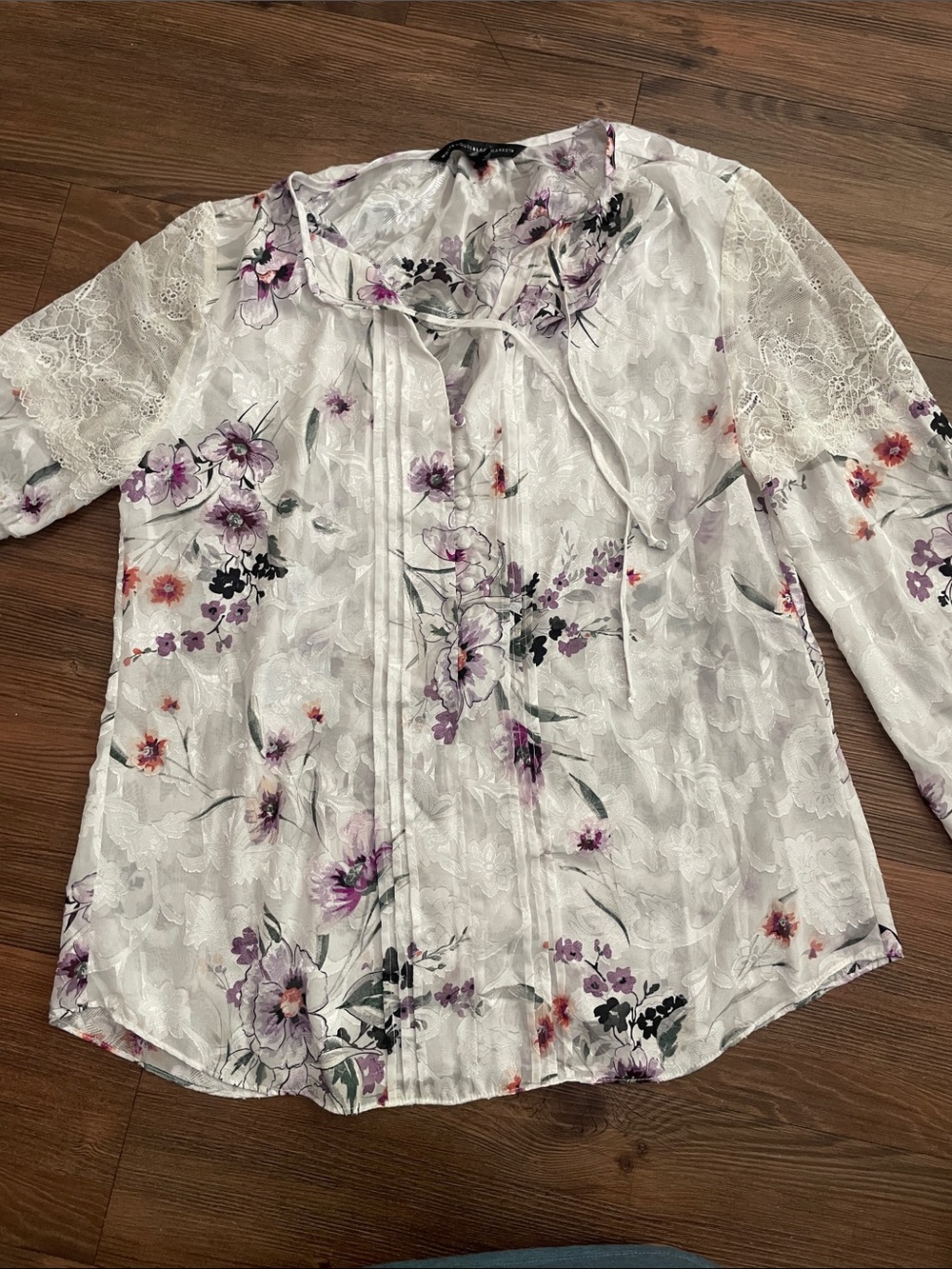 White House Black Market chiffon floral blouse,Sz.10!PRETTY - Picture 5 of 11